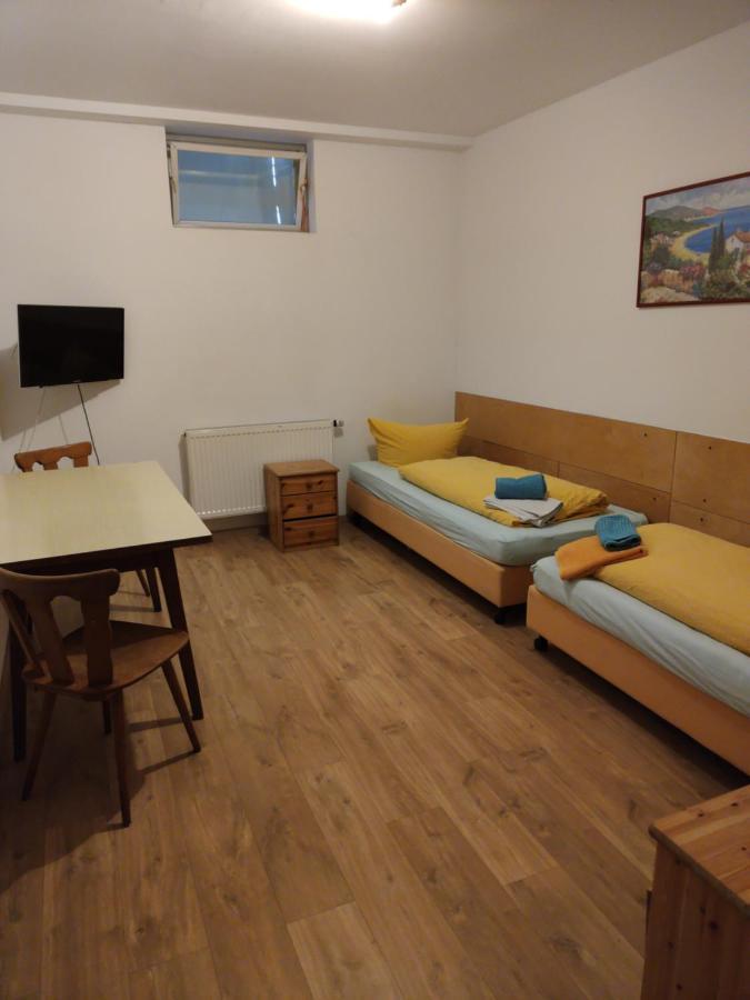 Stetten  Pension Dorfstrasse 6 חדר תמונה